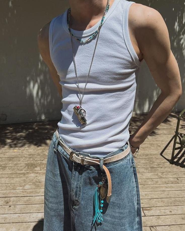 Classic Slim Fit Sleeveless Crewneck Tank Top