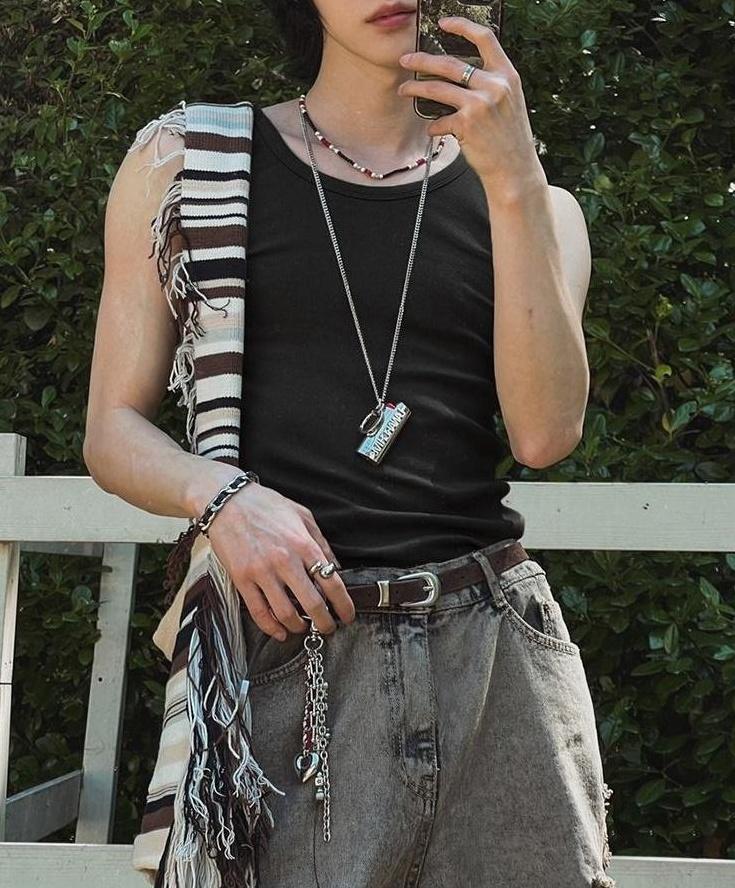 Classic Slim Fit Sleeveless Crewneck Tank Top