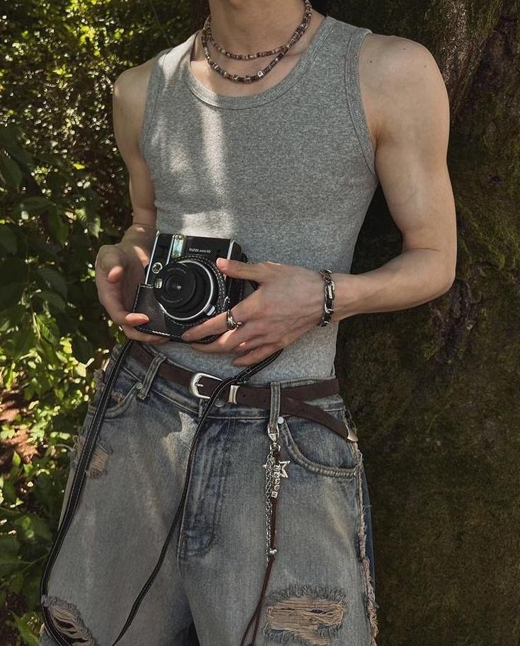 Classic Slim Fit Sleeveless Crewneck Tank Top