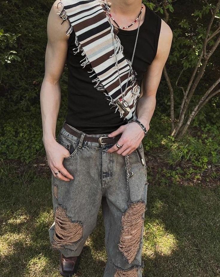 Classic Slim Fit Sleeveless Crewneck Tank Top