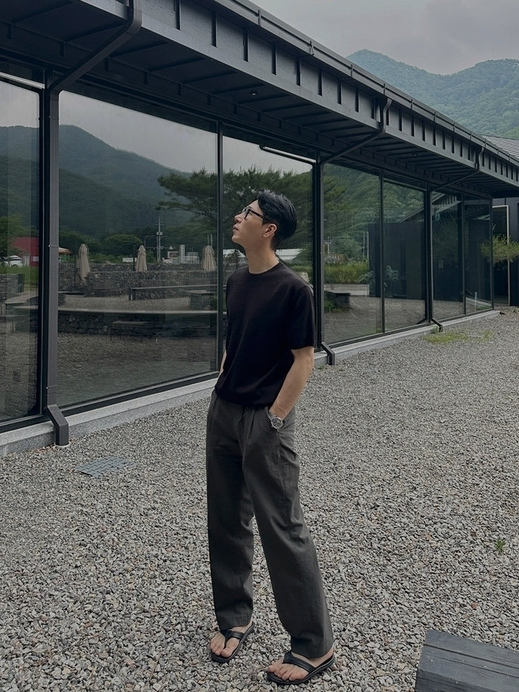 Clean Fit Relaxed Casual Trousers