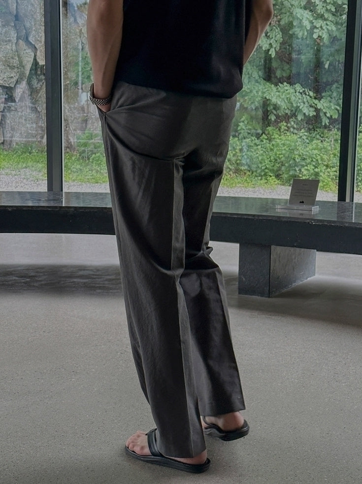 Clean Fit Relaxed Casual Trousers