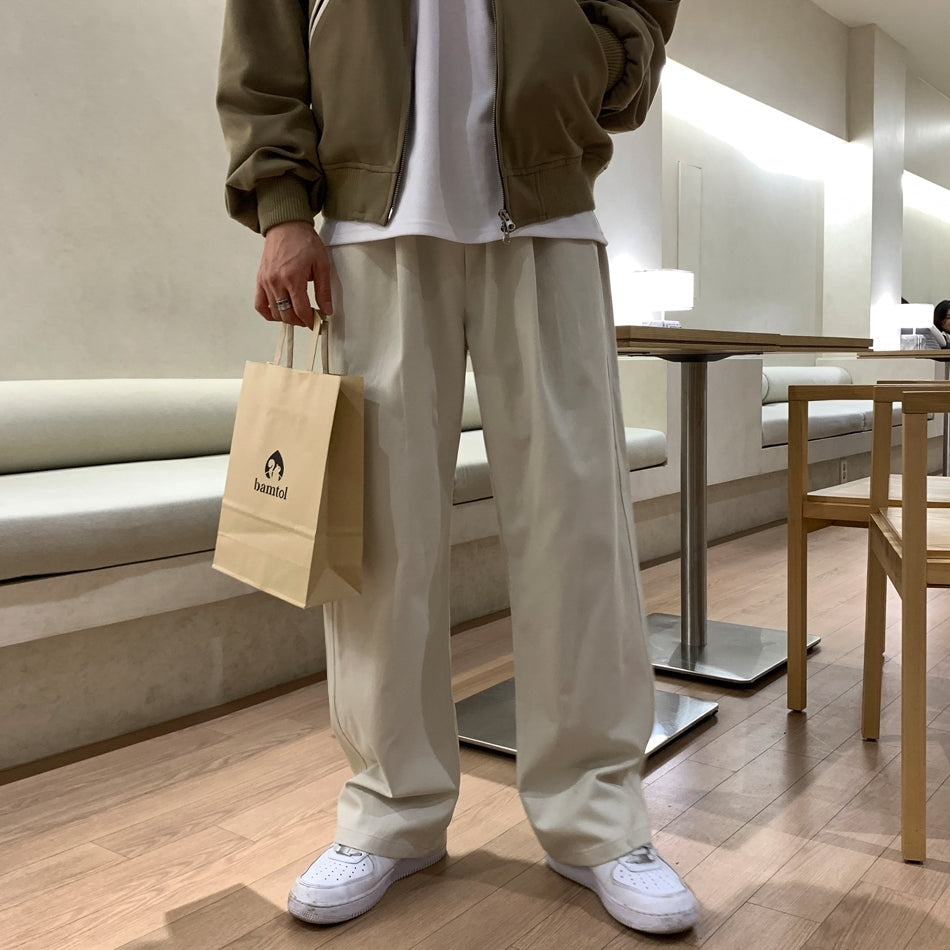 Clean Fit Relaxed Casual Trousers