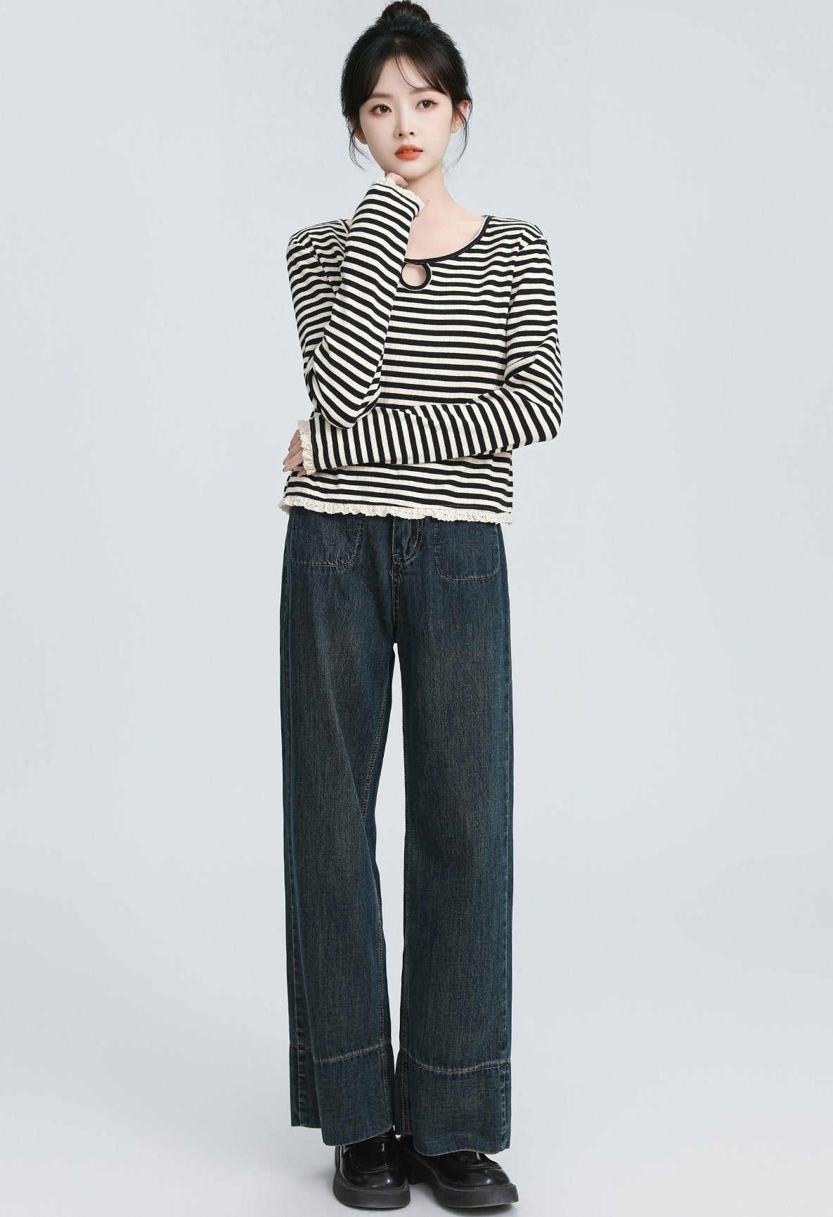 Contrast Stripe Crewneck Long Sleeve Lace Trim Top