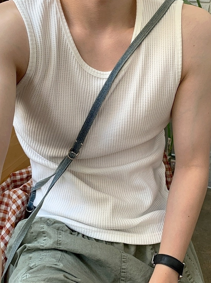 Sleeveless Athletic Fit Tank Top