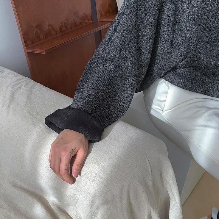 Cozy Knit Sweater For All Seasons