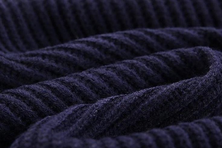 Cozy Knit Sweater In Relaxed Style