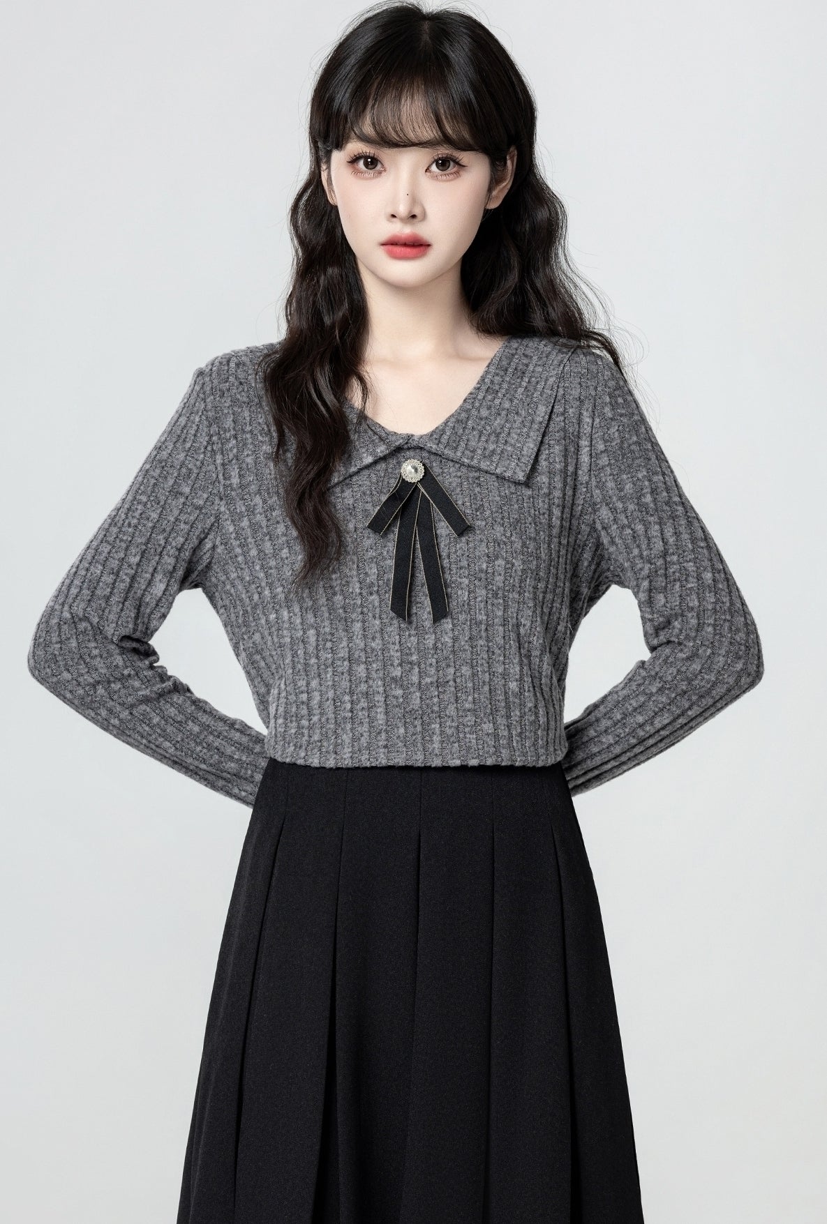 Dark Gray Bow Knit Collared Slim Sweater