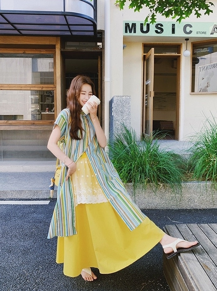 Dopamine Vacation Striped Shirt Skirt Set