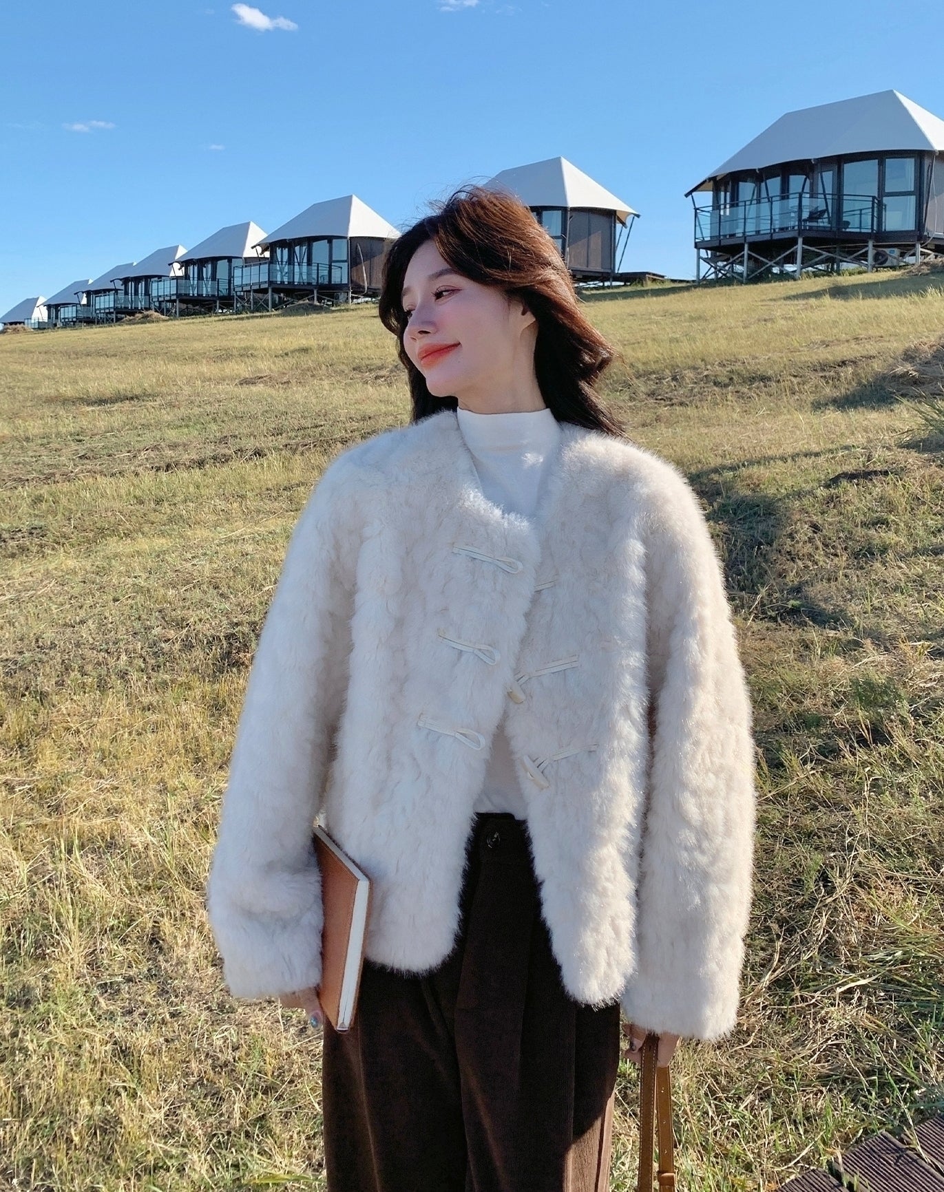 Eco Friendly Faux Fur Cozy Slim Fit Jacket Ivory