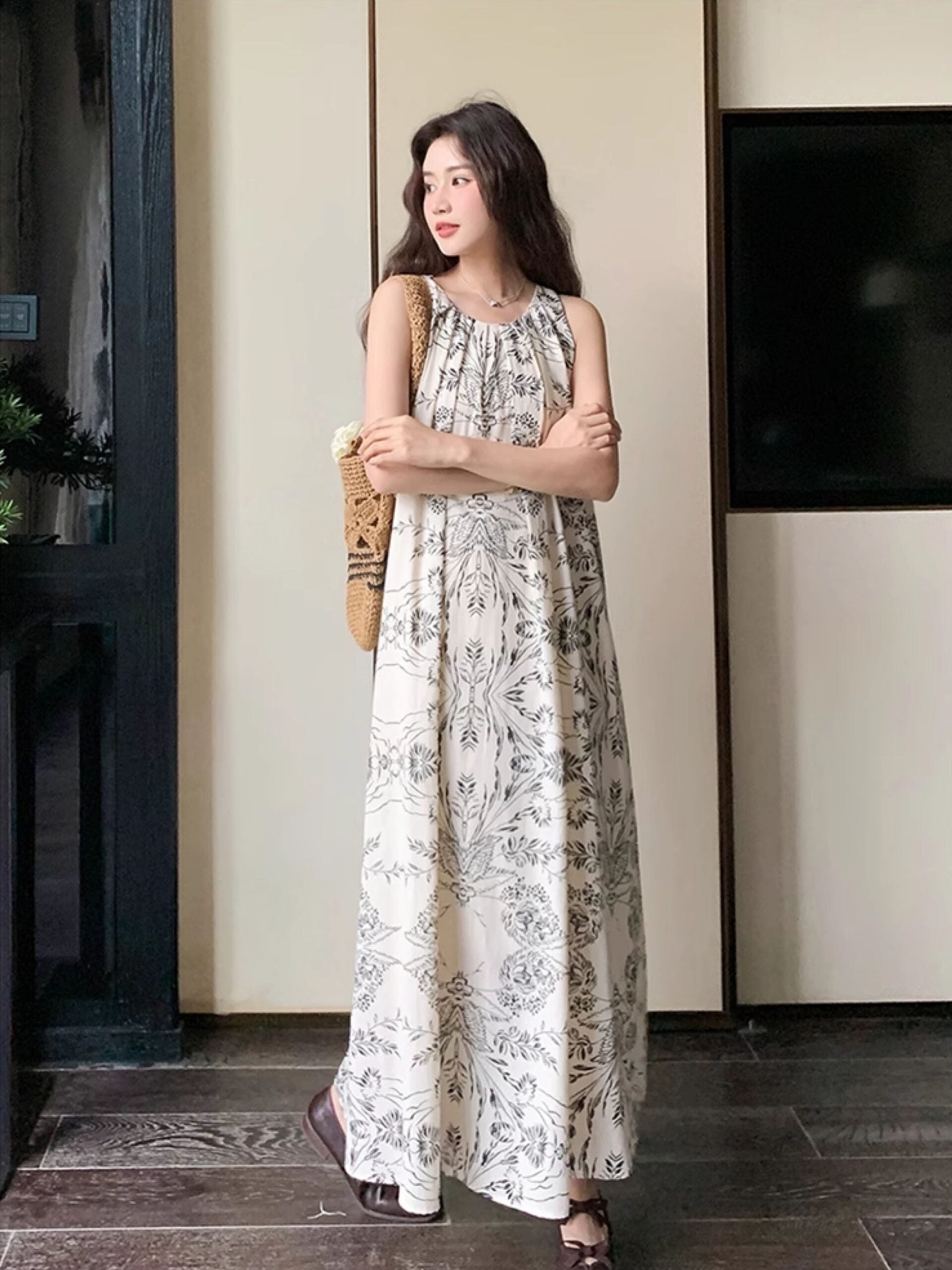 Elegant Ink Print Sleeveless Halter Dress