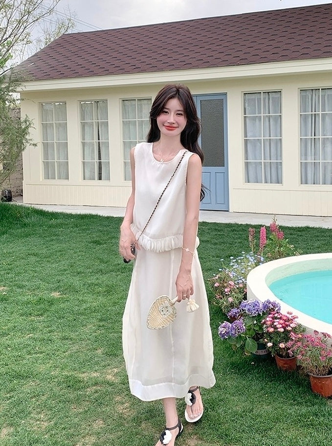 Elegant Lace Vest And Skirt Fashion Set