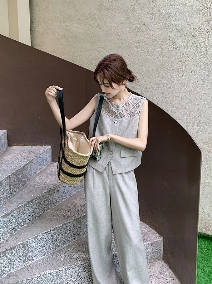 Elegant Lace Vest And Wide Leg Pants Set