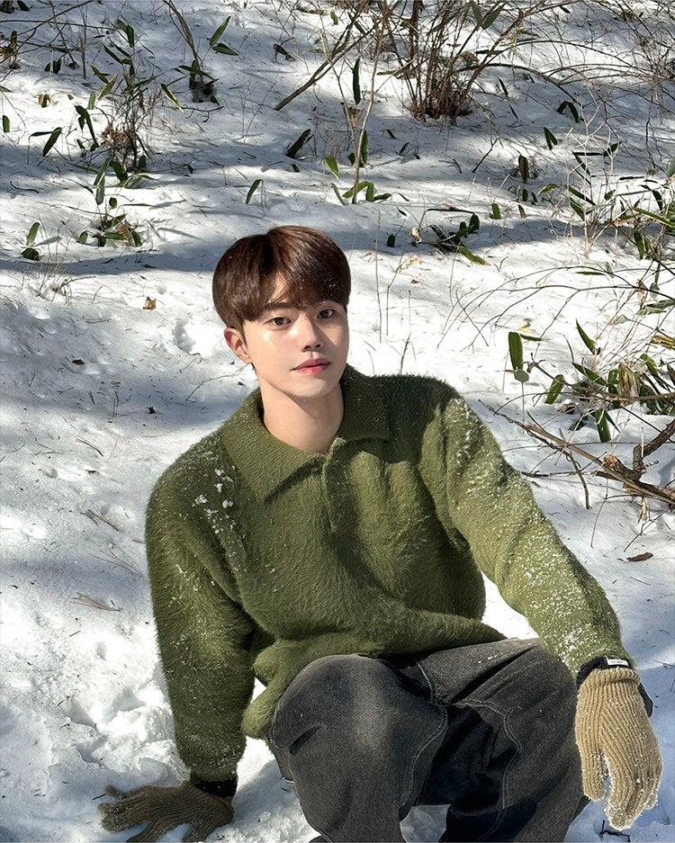 Elegant Lapel Knit Sweater