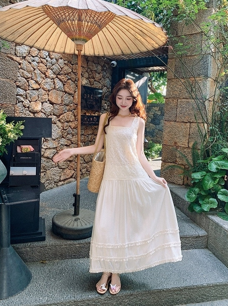 Elegant Layered Lace Vacation Maxi Dress