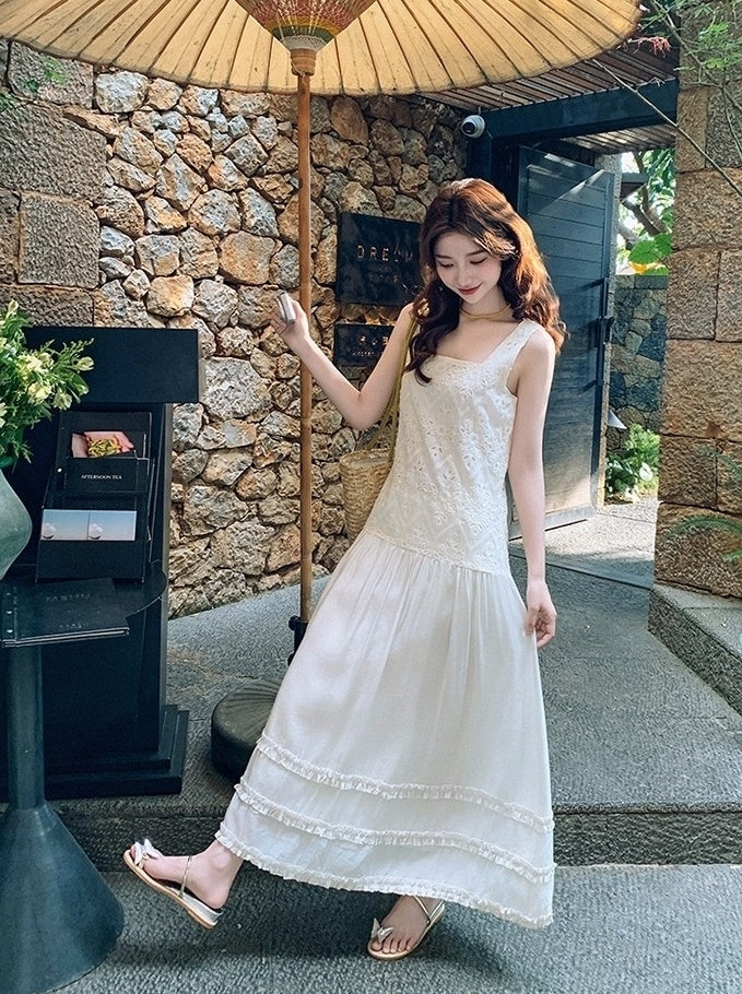 Elegant Layered Lace Vacation Maxi Dress