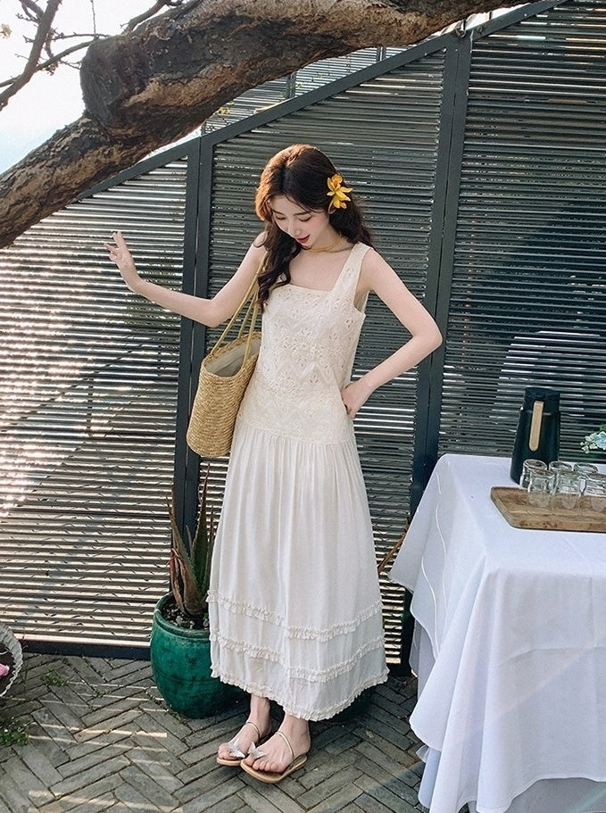 Elegant Layered Lace Vacation Maxi Dress