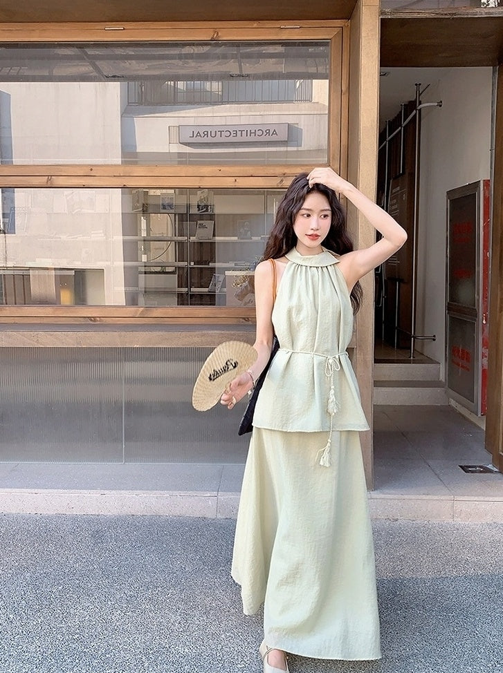 Elegant Off Shoulder Halter Top And Skirt Set
