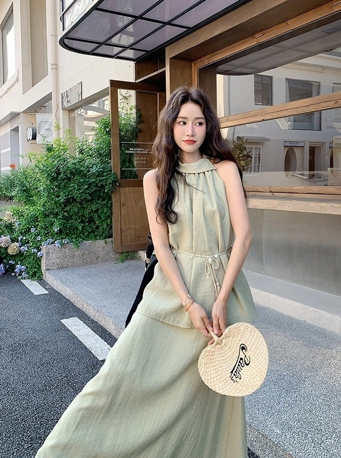 Elegant Off Shoulder Halter Top And Skirt Set