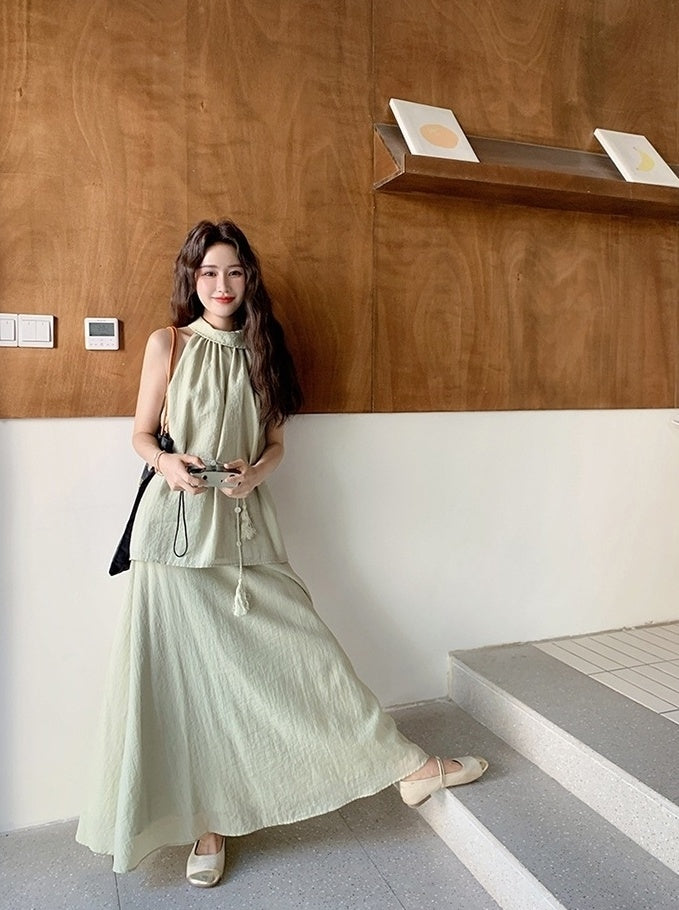 Elegant Off Shoulder Halter Top And Skirt Set