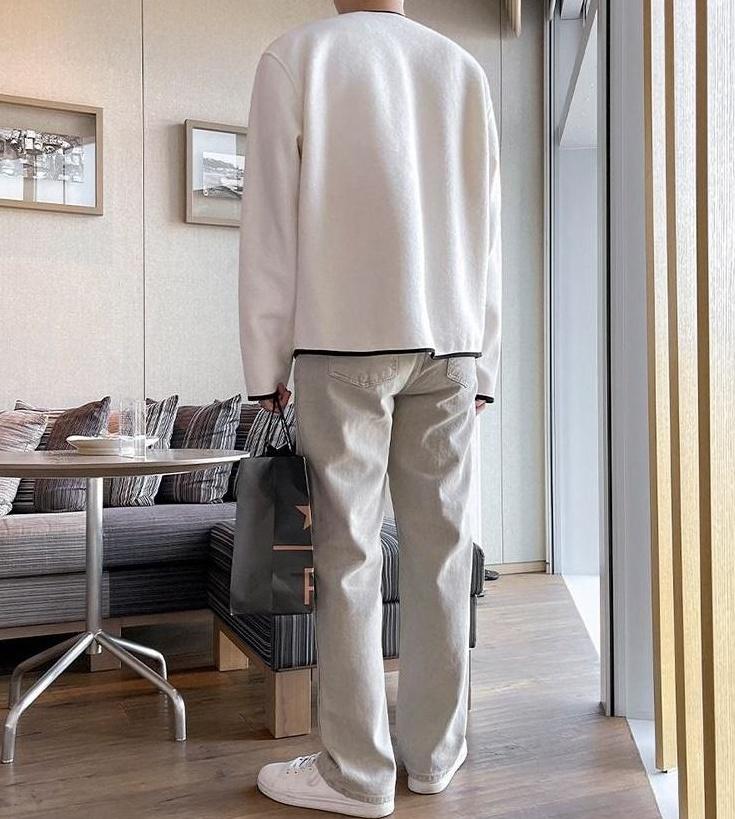 Elegant Short Casual Jacket With Premium Feel