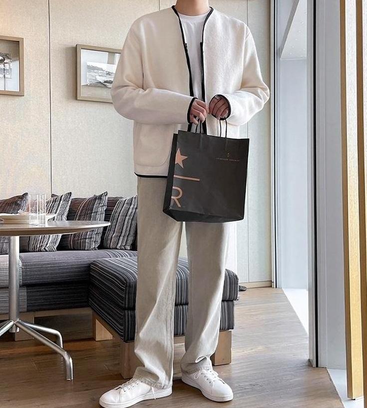 Elegant Short Casual Jacket With Premium Feel