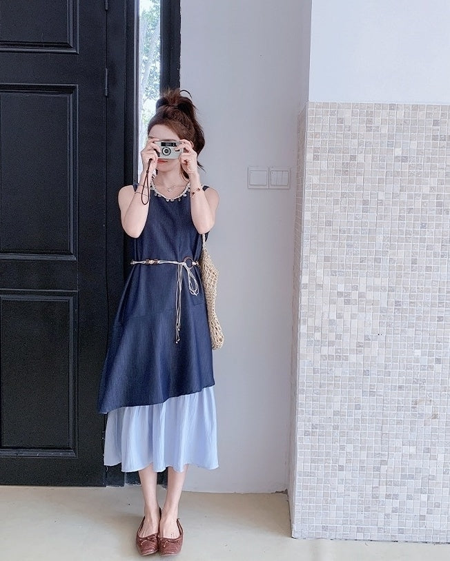 Elegant Sleeveless Midi Dress