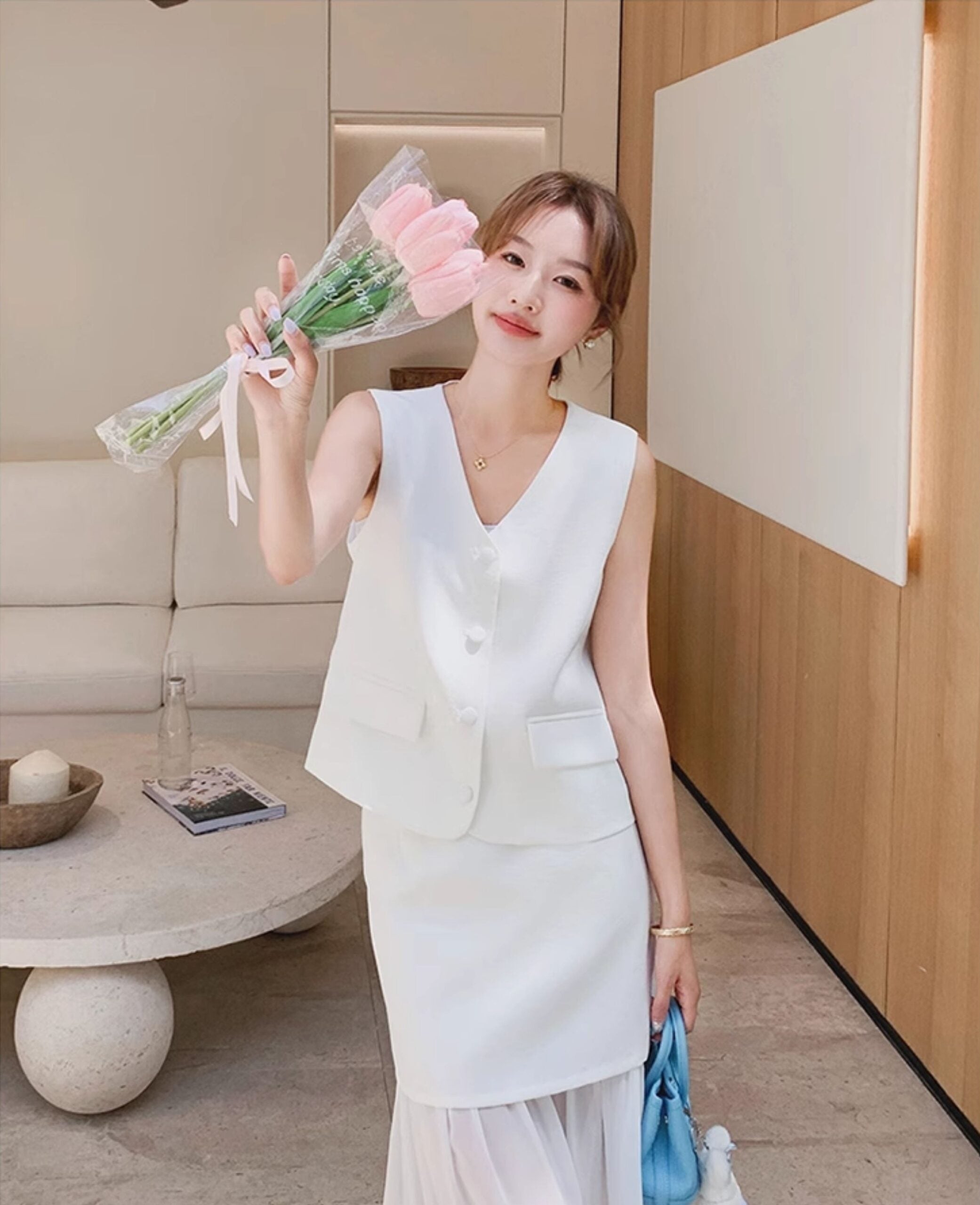 Elegant Sleeveless Vest And Skirt Set