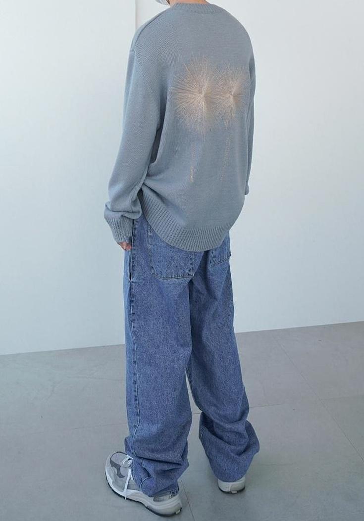 Embroidered Knit Sweater With Loose Fit Design