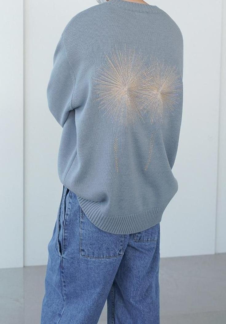 Embroidered Knit Sweater With Loose Fit Design