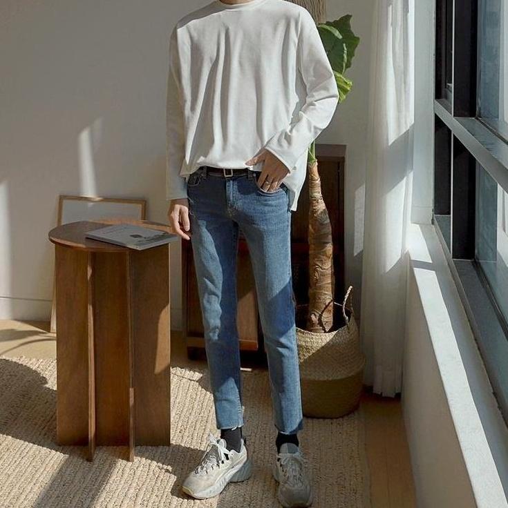Essential Long Sleeve Tee