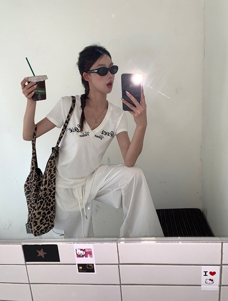 Exclusive Summer White Vneck Short Sleeve Top