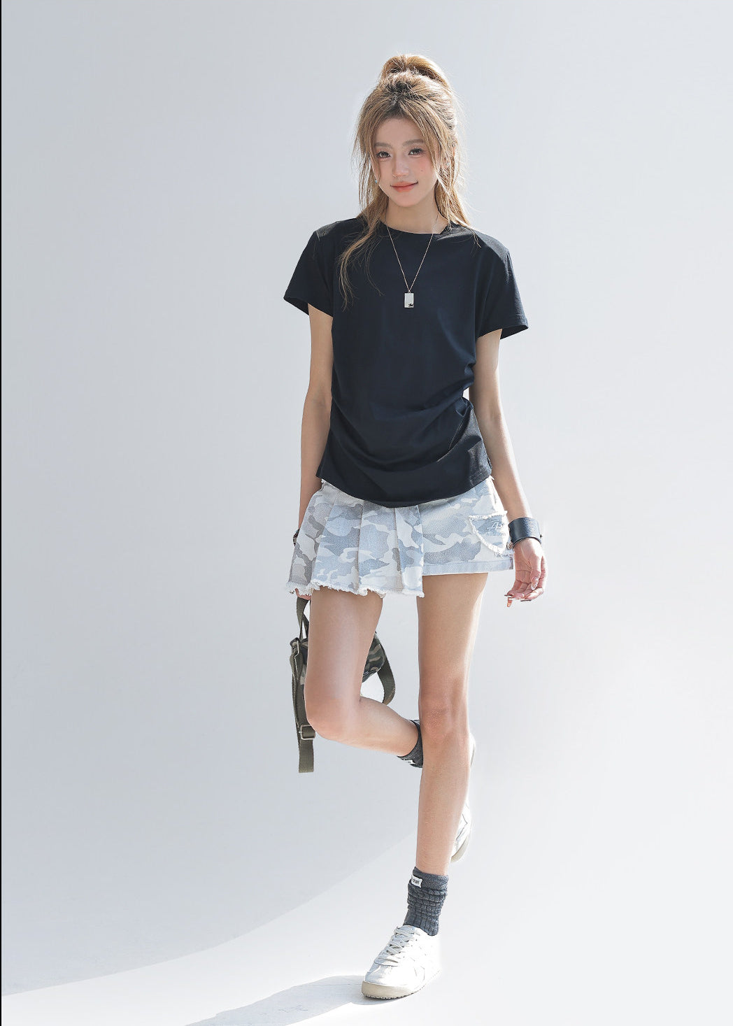Fitted Short Sleeve Crop Top