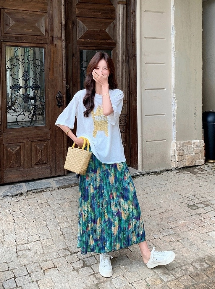 Floral Skirt And White Tee Casual Fashion Set