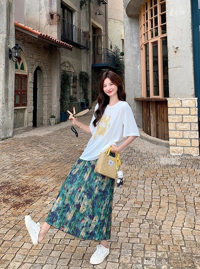 Floral Skirt And White Tee Casual Fashion Set