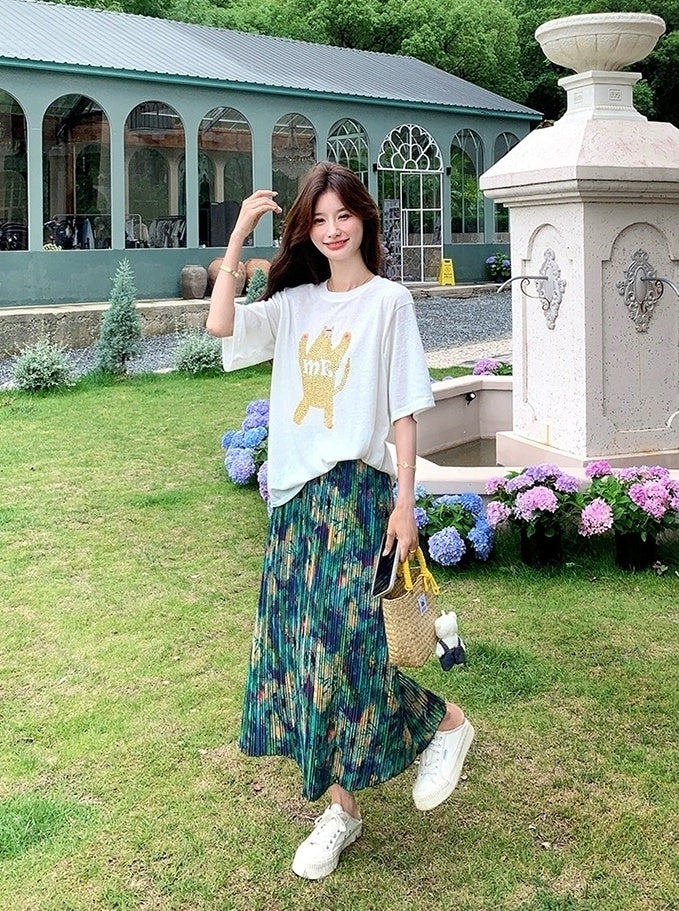 Floral Skirt And White Tee Casual Fashion Set