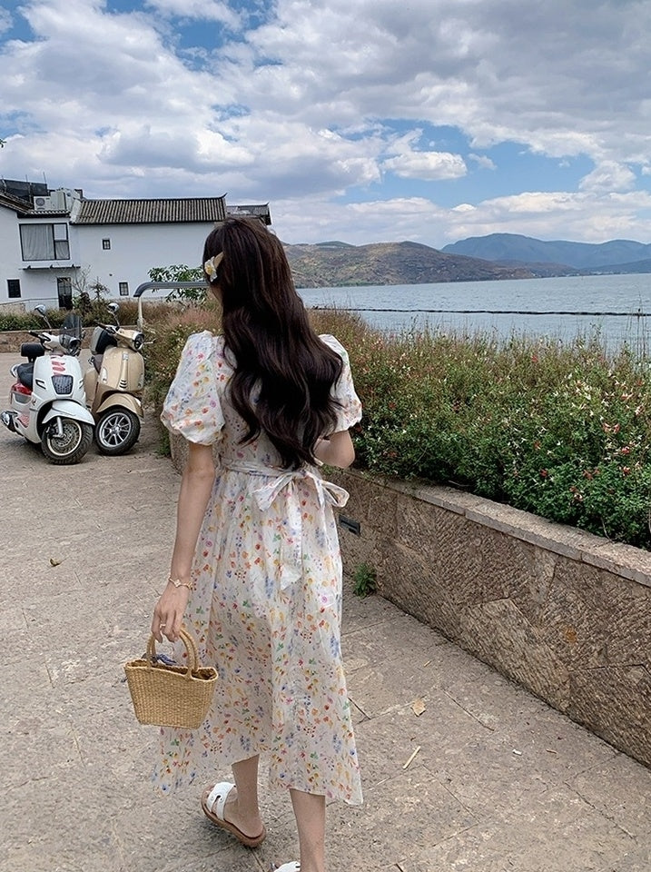 Floral Vacation Puff Sleeve Waist Slimming Dress