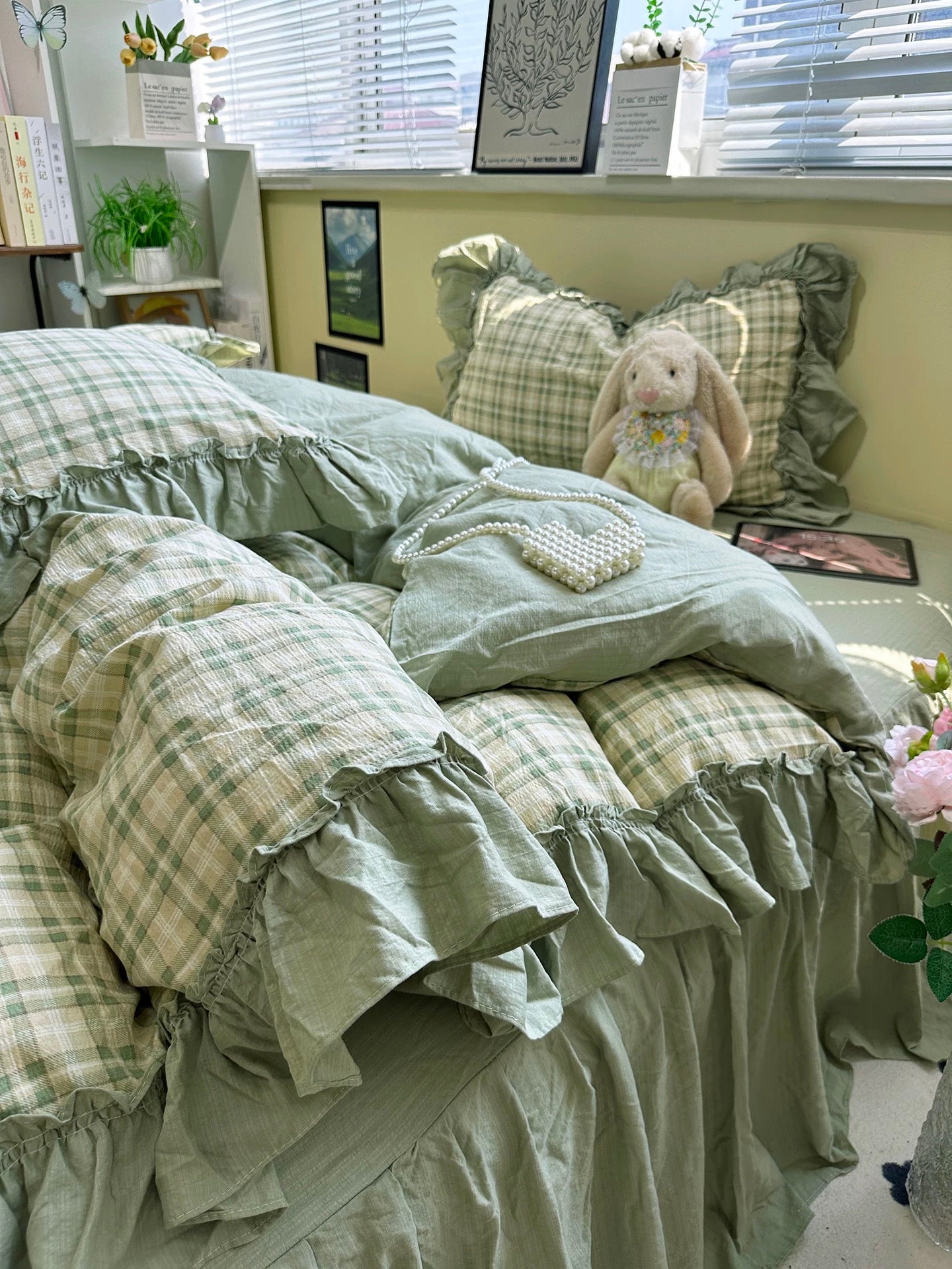 Pink Coquette Ruffle Bedding Set