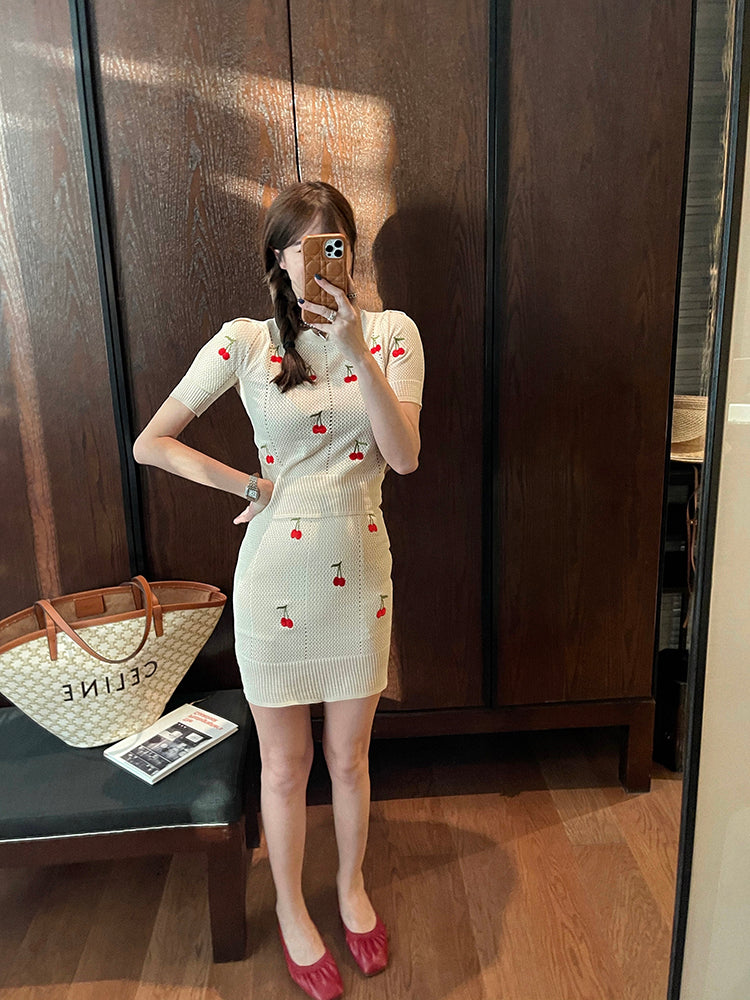 White Cherry Knitted Skirt