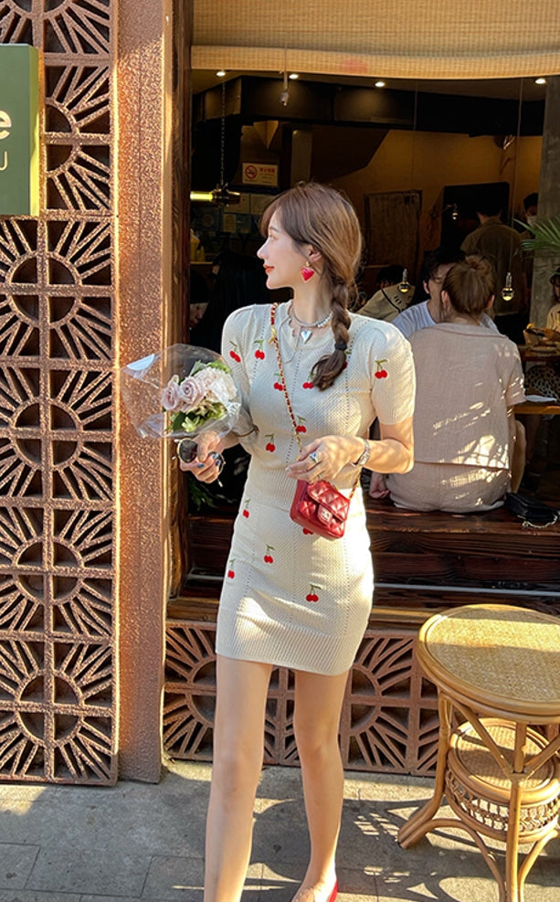 White Cherry Knitted Skirt