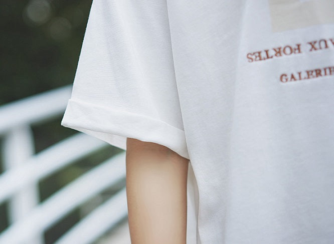 White Girly White T-Shirt With Ribbon