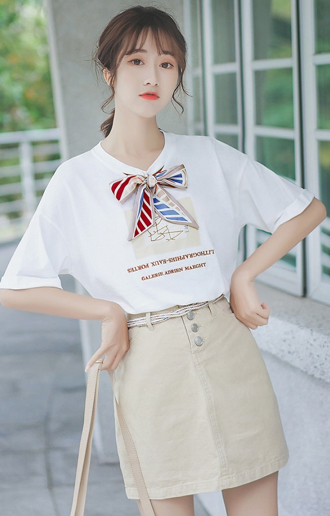 White Girly White T-Shirt With Ribbon