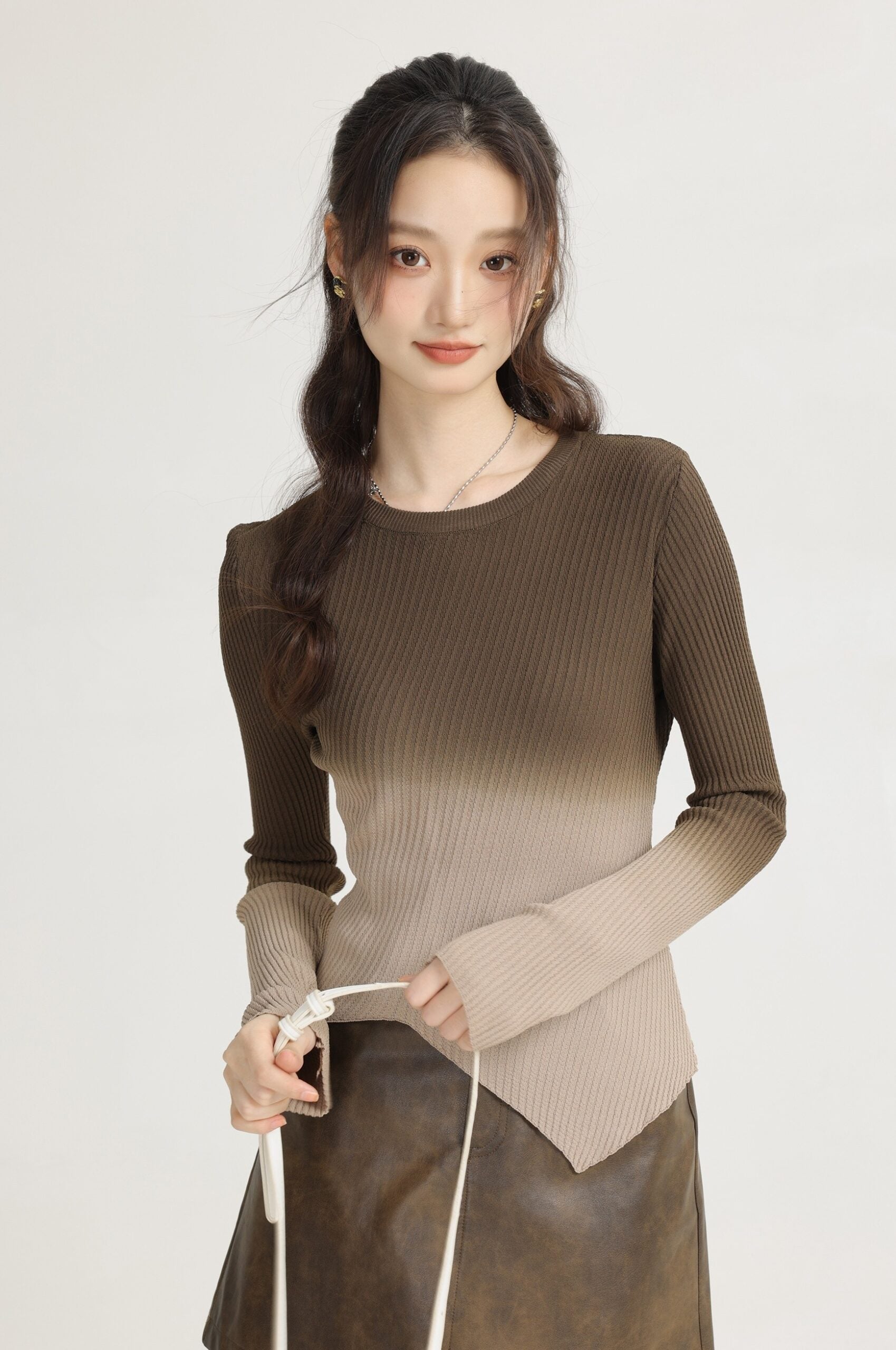Brown Gradient Knit Sweater With Irregular Hem