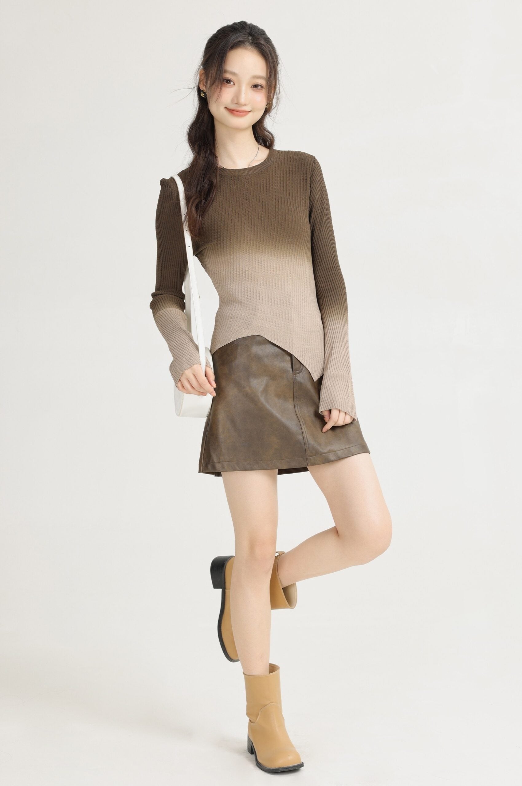 Brown Gradient Knit Sweater With Irregular Hem