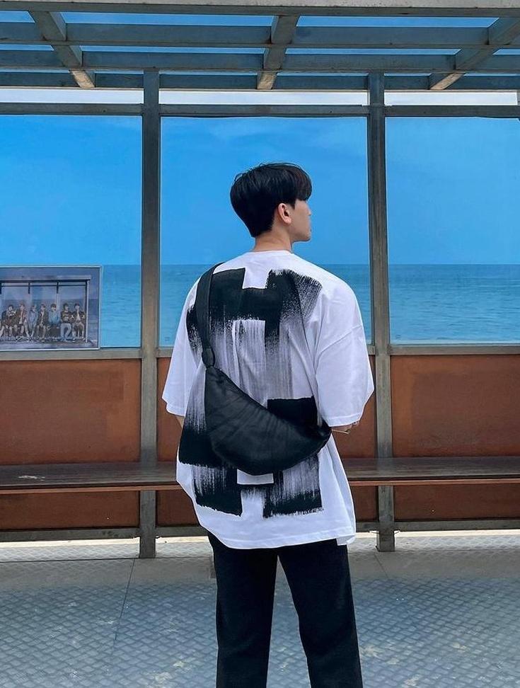 Graffiti Print Loose Fit Tee