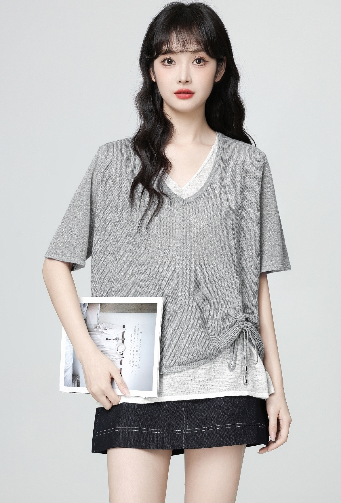 Gray Colorblock V Neck Drawstring Knit Short Sleeve Top