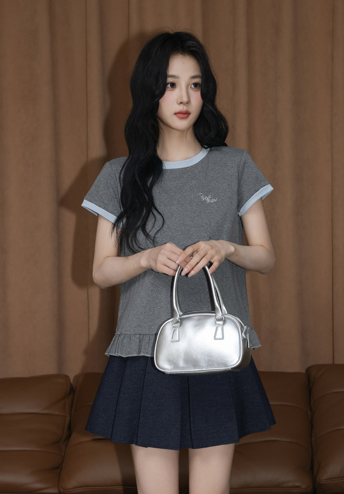 Gray Contrast Trim Ruffle Short Sleeve Top