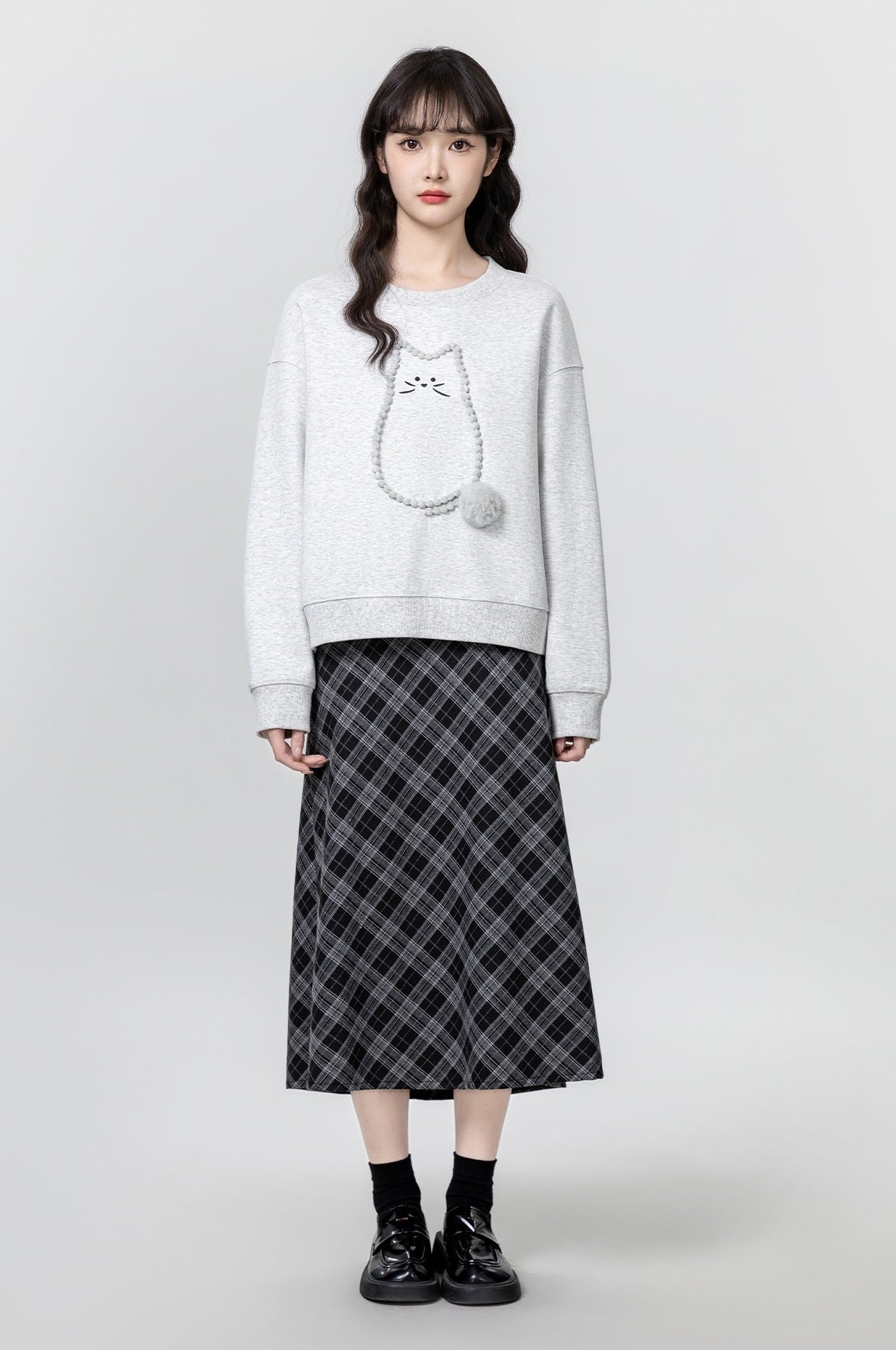 Gray Loose Cartoon Cat Pullover Sweater