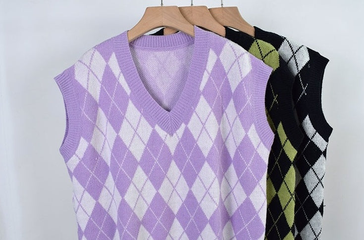 Green Argyle Pattern V-Neck Vest