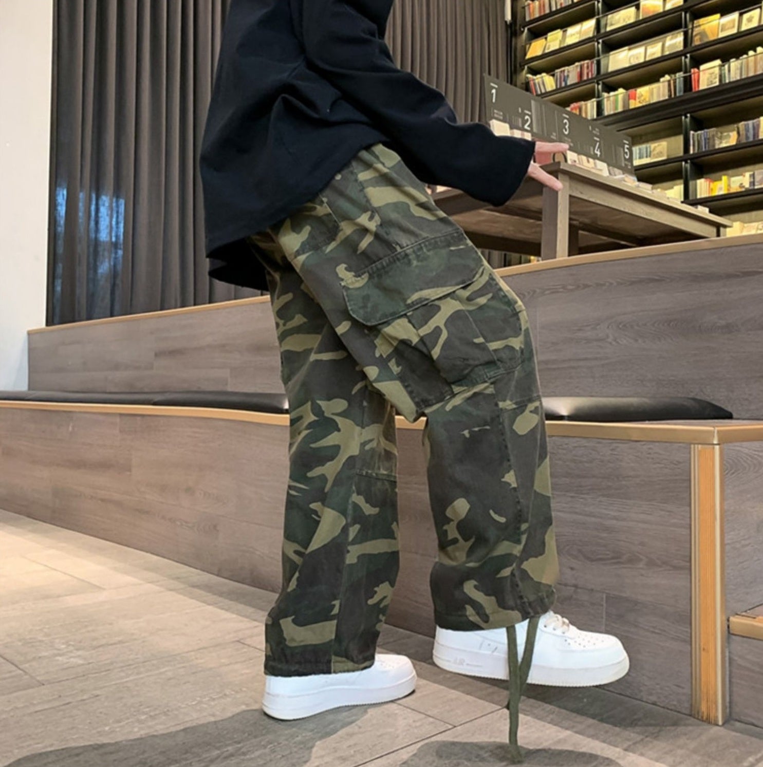 Green Camouflage Loose Pants